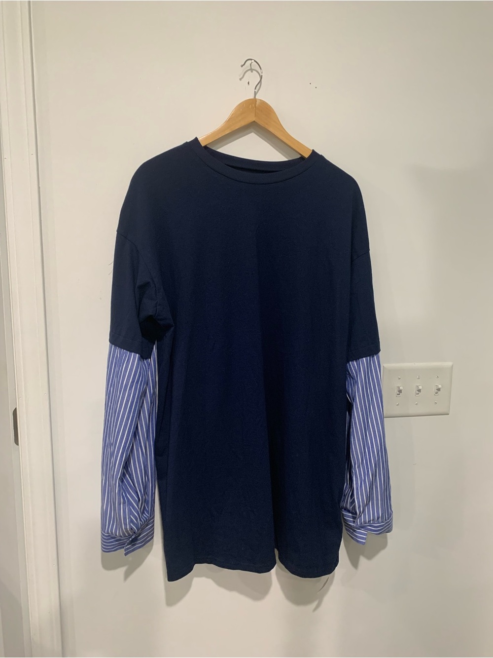 Navy Long-Sleeve Layered-Look Tee with Blue Stripe Sleeves